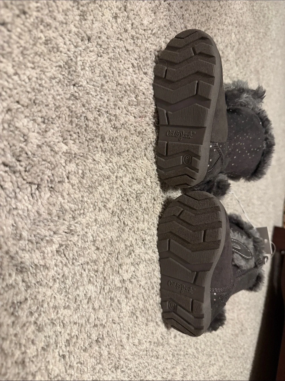 Cat & Jack soft gray